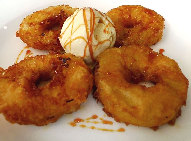 Apple fritters are a fabulous quick and easy apple dessert dish