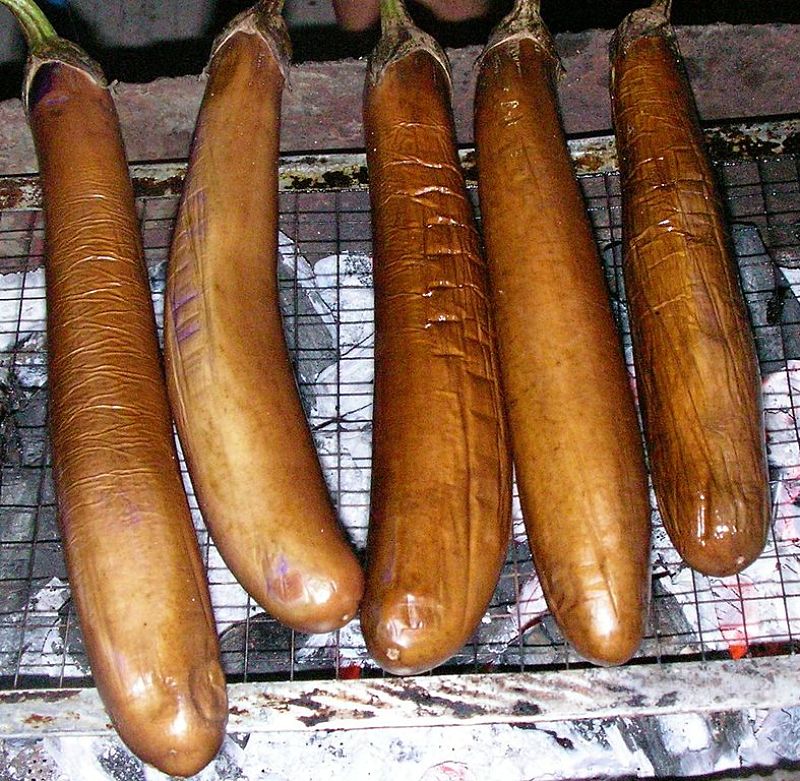 The smoky taste of Baba Ganoush depends on how the eggplants are baked or grilled to have a smoky flavor