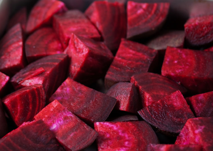 See the variety of ways of cooking beetroot to enhance its flavor and texture