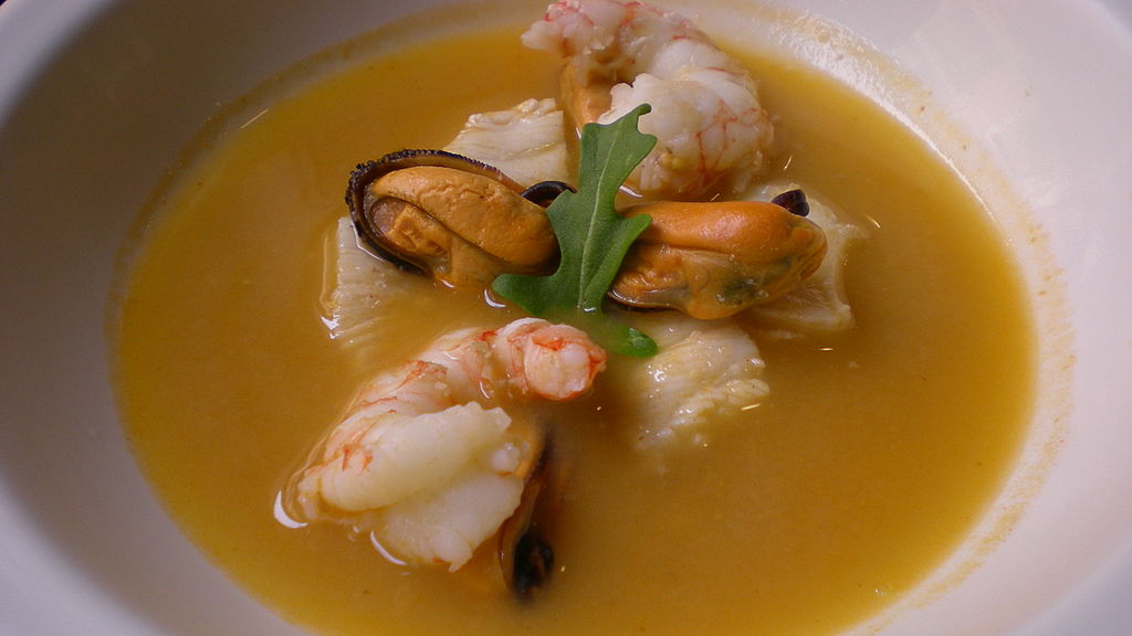 Chinese style hot and spicy seafood soup - see the grest recipes here