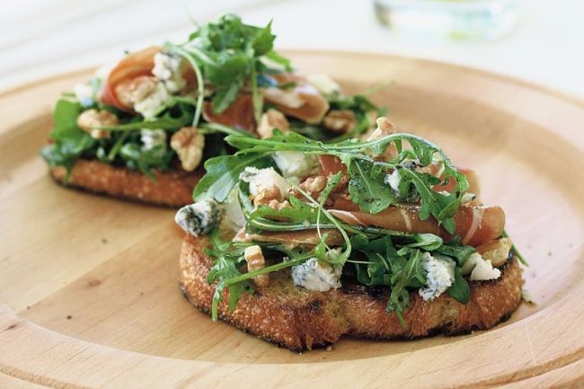 Blue cheese, prosciutto and rocket bruschetta - see the lovely range of other recipes in this article