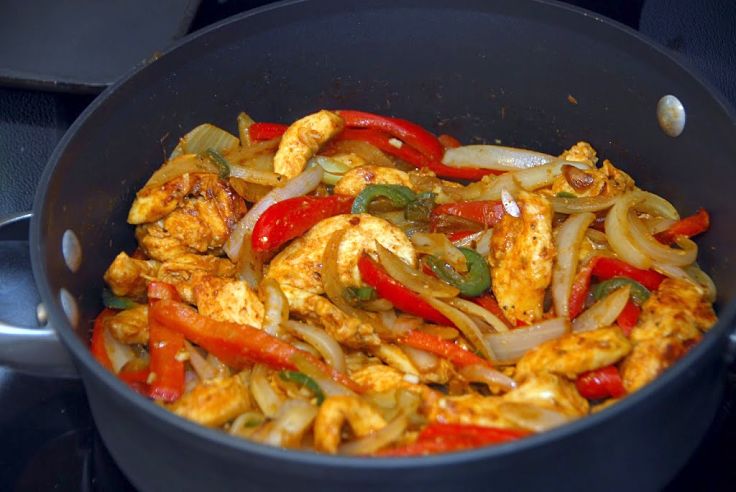 Chicken Fajita Recipe - see how to make and use this delightful Mexican spicy rub and taste enhancer