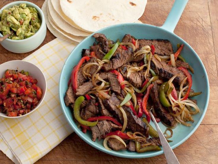 Sizzling Fajitas spicy beef strips - Learn how to make this delightful spice mix at home