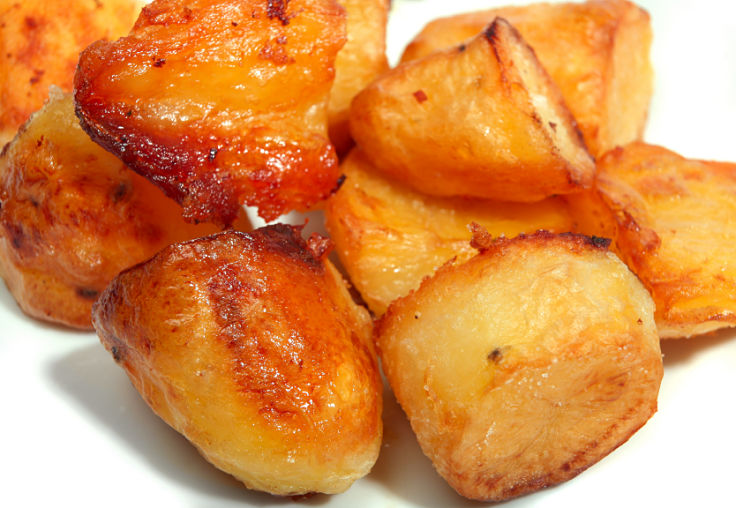 Lovely roasted potatoes with crisp skin after par-boiling - discover the secrets here