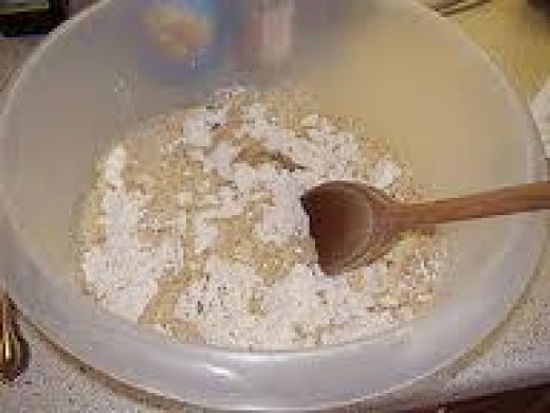  Making the dough for homemade pizza using wholesome ingredients