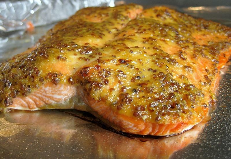Honey mustard salmon is a great dish for dinner parties