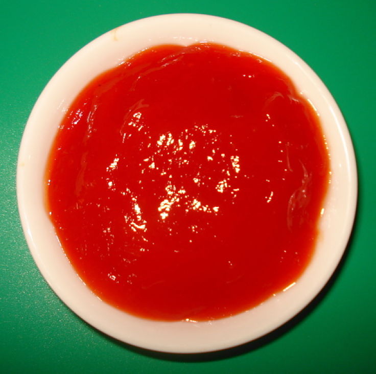Homemade ketchup tastes as good as it looks. Discover how to make it using the variety of recipes provided in this article.