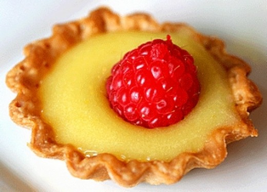 Learn to make lemon curd and lemon butter for tarts and desserts