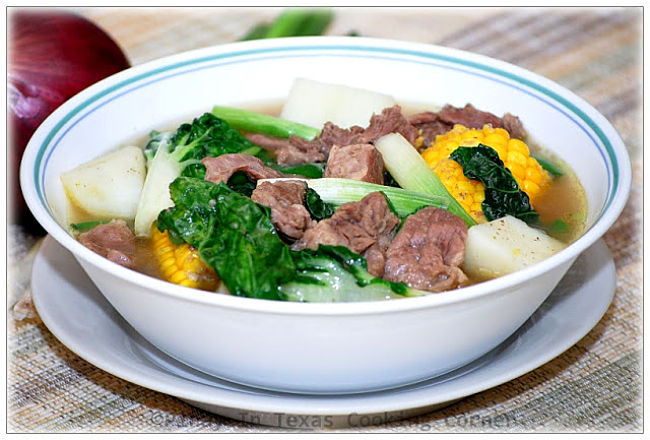 Delightful hot and sour dish made with pork ribs, vegetables and tamarind-flavored broth