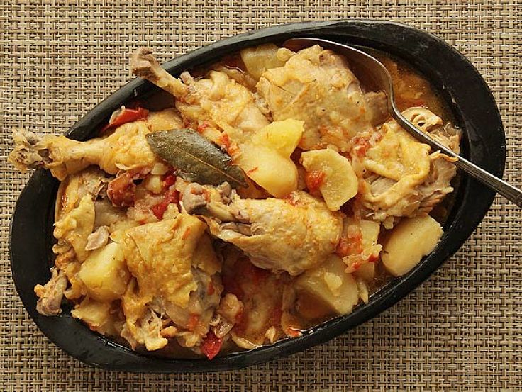 Peruvian Chicken Stew with large pieces