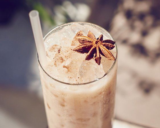 This Quinoa Horchata is a Healthy summer drink - Delicious and tasty - great to share