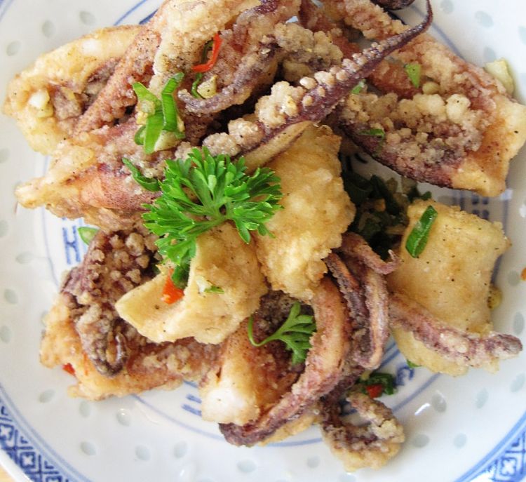 Octopus and squid are ideal for preparation of Chinese salt and pepper dishes that are deep fried