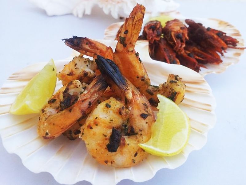 Grilling and barbecuing is the best way to prepare shrimp entrees and small meal dishes.
